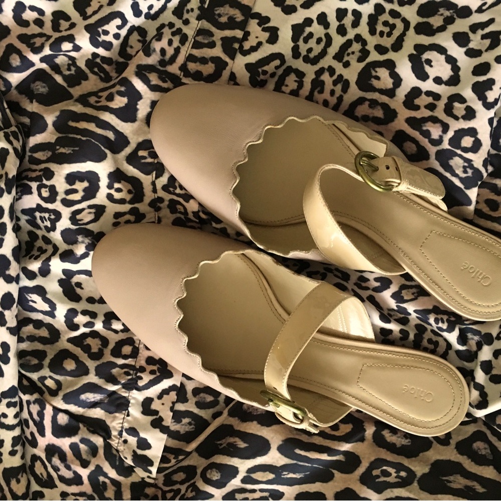 Chloe Beige Leather Mules. Size 38.5.